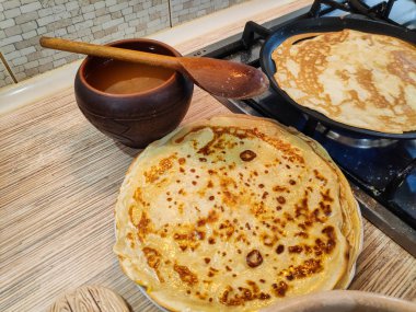 lezzetli gözleme, gözleme, pişirme tavada krep
