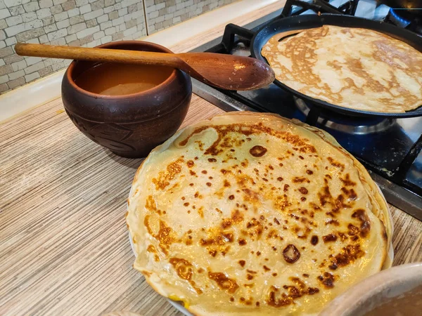 Läckra Pannkakor Matlagning Pannkakor Pannkakor Stekpanna — Stockfoto