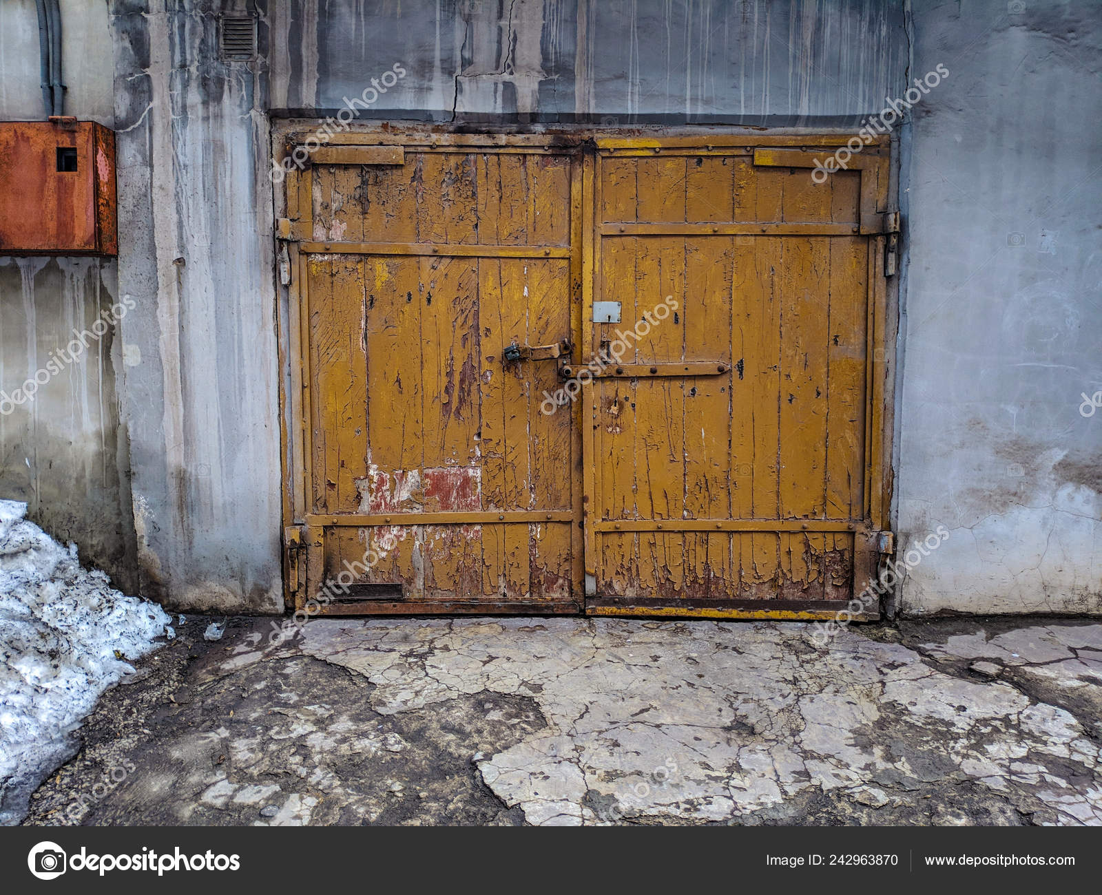 Vieille Porte Bois Porte Garage Vintage Photographie