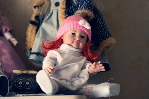 Uma Menina Chapéu Uma Menina Belo Chapéu Vestido Uma Linda — Fotografia de Stock