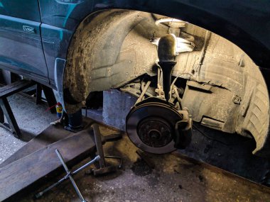 Araba tamir, atölye, oto yedek parça