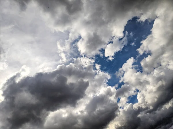 Belas Nuvens Brancas Nuvens Trovão Céu Antes Tempestade — Fotografia de Stock