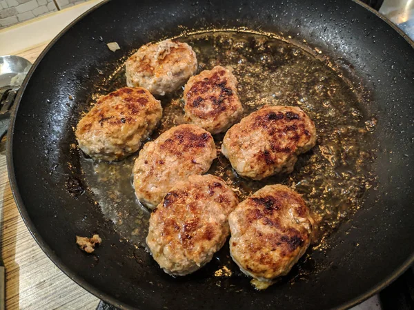 Gotowania Domowych Klopsiki Mięso Patelni — Zdjęcie stockowe