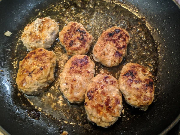 Gotowania Domowych Klopsiki Mięso Patelni — Zdjęcie stockowe