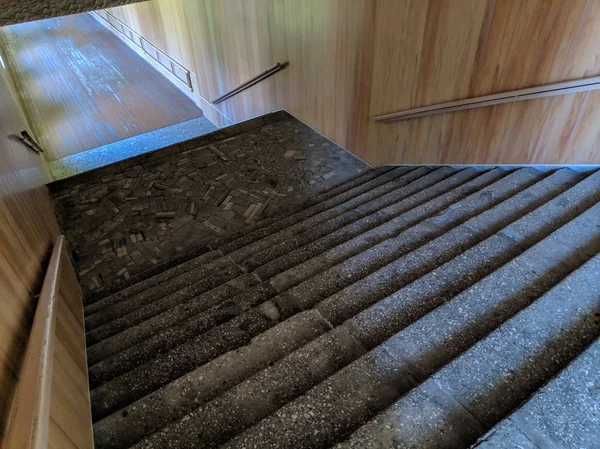 Vieja Escalera Piedra Ancha Escalera Interior — Foto de Stock
