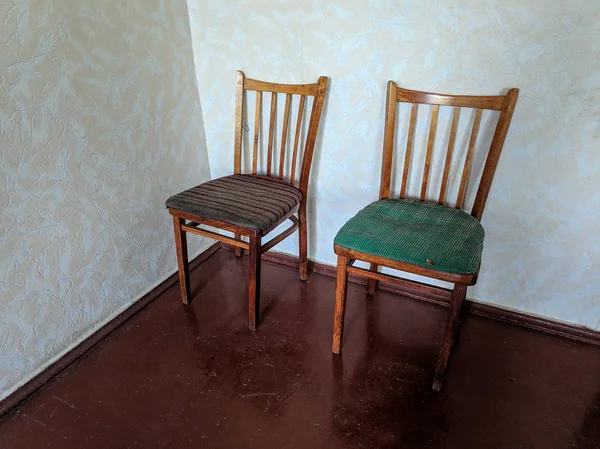 Cadeiras Madeira Velhas Mobiliário Vintage — Fotografia de Stock