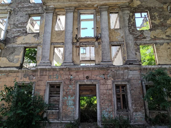 Casas Antigas Destruídas Arquitetura Vintage Casas Cidade Elementos Arquitectónicos — Fotografia de Stock