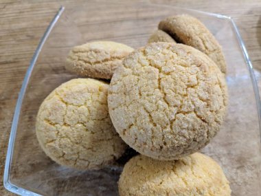 şeker ile güzel protein çerezleri. mısır kurabiyesi.