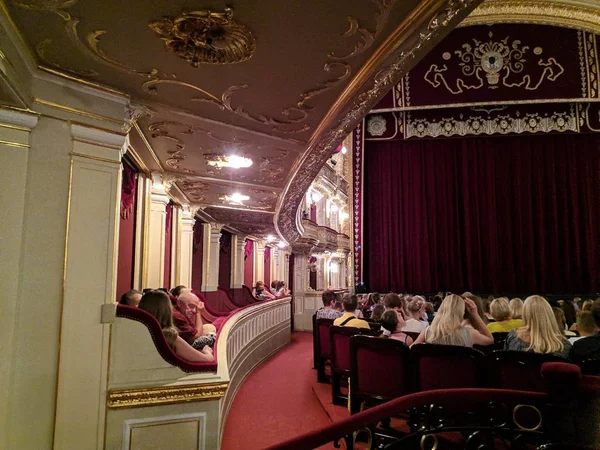 Gran Auditorio Hermoso Teatro Dentro —  Fotos de Stock