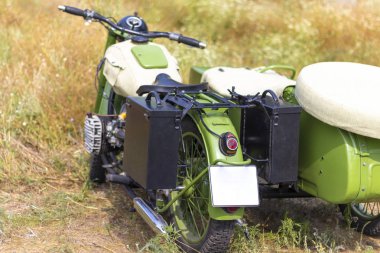 sidecar ile vintage askeri motosiklet