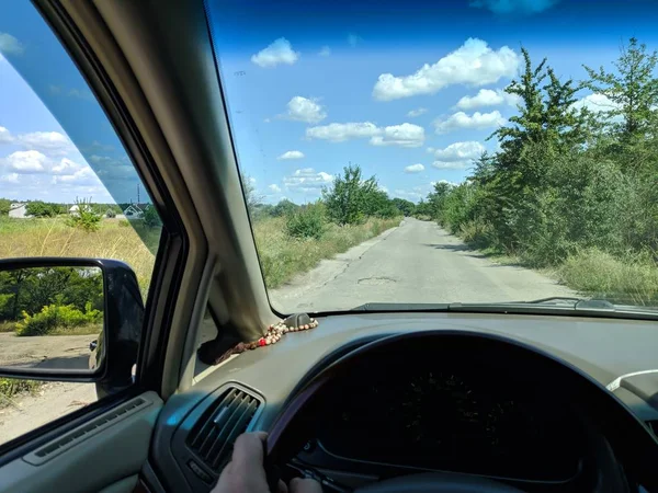 Viaggiare Macchina Autista Sta Guidando Strada Estiva — Foto Stock