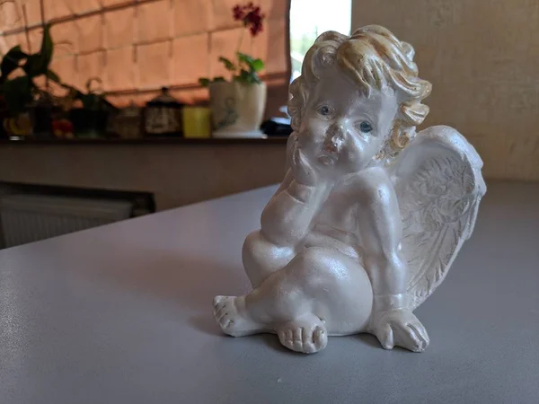 Estatuilla Ángel Ángel Porcelana Blanca — Foto de Stock