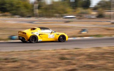 Dnepropetrovsk city, Ukrayna, Eylül 2019. Araba yarışı. Spor arabalar. Yüksek hızda Supercars.