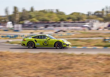 Dnepropetrovsk city, Ukrayna, Eylül 2019. Araba yarışı. Spor arabalar. Yüksek hızda Supercars.