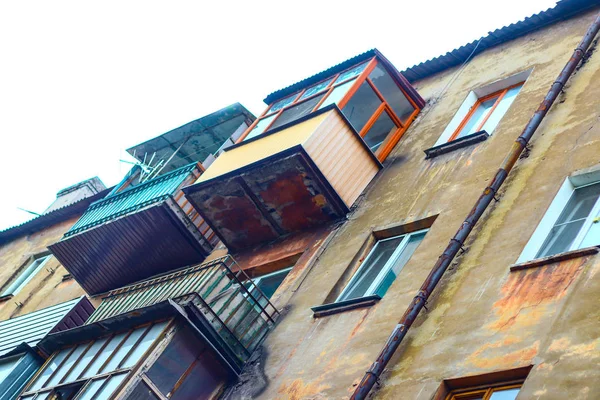 Balcones Una Casa Antigua —  Fotos de Stock