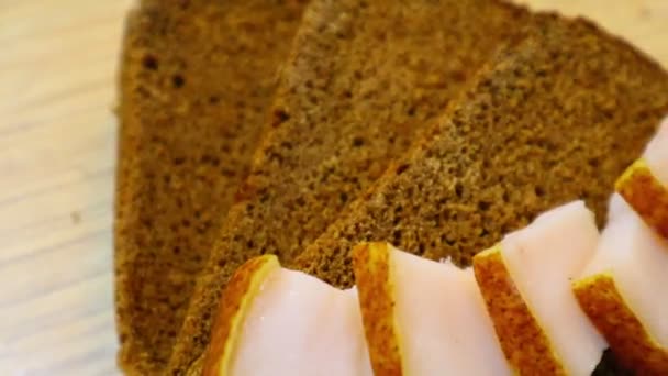 Καφέ Ψωμί Και Λαρδί Σάντουιτς Μπέικον — Αρχείο Βίντεο