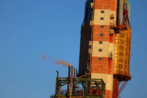 Empresa Industrial Edificios Fábrica Tuberías Una Planta Industrial Problemas Ecológicos — Foto de Stock