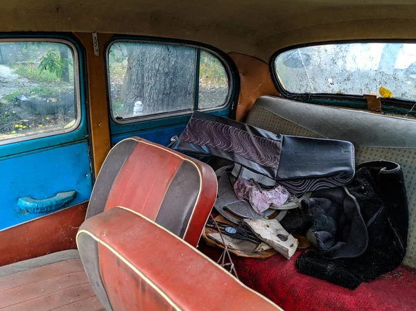 Velho Carro Antigo Carro Velho Destruído — Fotografia de Stock