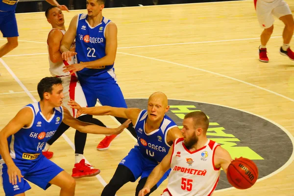 Jugadores Baloncesto Patio Baloncesto —  Fotos de Stock