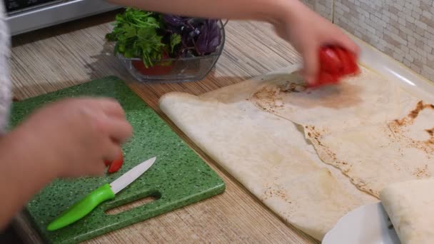 Läckra Hackade Grönsaker Vegetarisk Mat Hälsosam Mat Matlagning Hemma Färska — Stockvideo