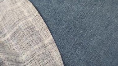 Kumaş dokusu yakın. Kot kumaşı. Mavi ve gri kot. Kumaş. Gri Flüt Yün Kumaşı, Gri Yün Kumaşı, Gri Yün Kumaşı. Yün Malzemesinin Dokuları,