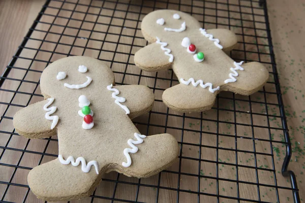 Fresh Homemade Gingerbread Men Christmas — Stock Photo, Image