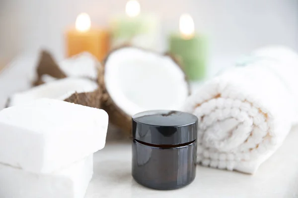 Coconut Soap and Jar of Lotion — Stock Photo, Image