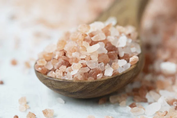 Pink Salt in Wooden Spoon — Stock Photo, Image