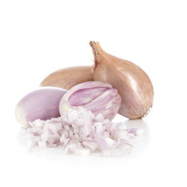 Doğranmış Shallots izole edildi