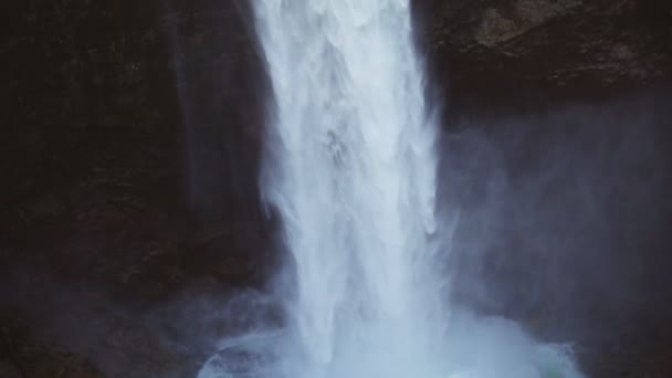 Video de la cascada de Manafossen en Noruega . — Vídeo de stock