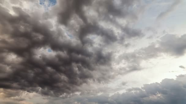 Awan hujan bergerak cepat, timelapse — Stok Video