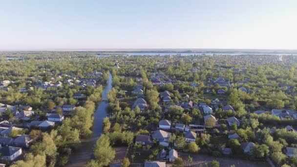 Staden av Vilkovo, Odessa region, Ukraina, Flygfoto på sommartid. — Stockvideo