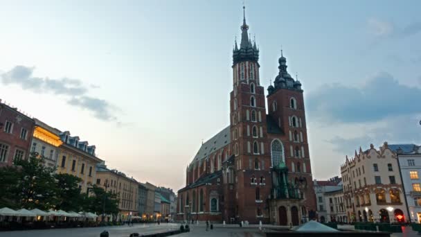 Проміжок часу, Схід сонця, ринкової площі Кракова, Польща — стокове відео