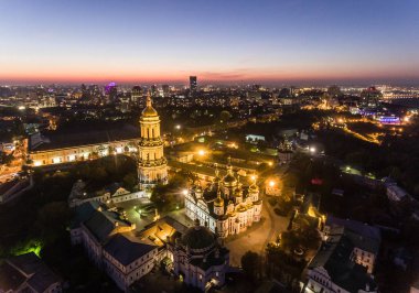 Kiev Pechersk Lavra, Kiev, Kiev, Ukrayna'nın havadan görünümü.