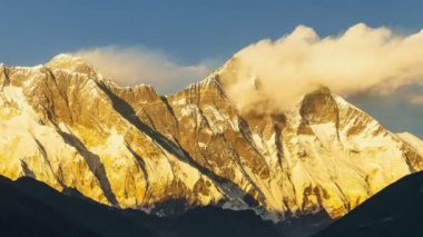 Namche çarşı, Nepal Everest Dağı ve Lhotse manzara. Timelapse