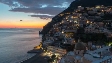 Positano, Amalfi Coast güzel Akdeniz köyü. İtalya, timelaps
