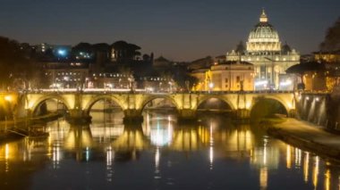 tiber Nehri görüldüğü gibi Roma manzarası st.peter Bazilikası Vatikan şehri