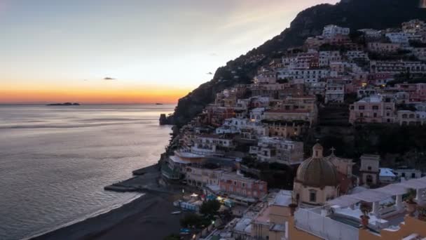 Positano, bela aldeia mediterrânea na Costa Amalfitana. Itália, timelaps — Vídeo de Stock