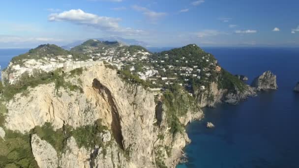 Letecký pohled na Capri, Itálie — Stock video