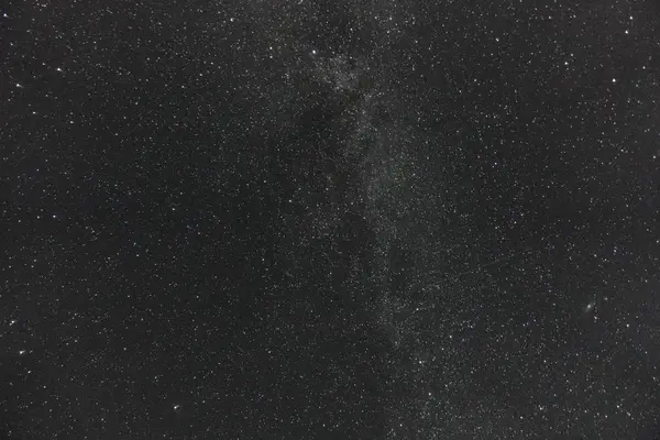 Milchstraße und Sterne am Nachthimmel — Stockfoto