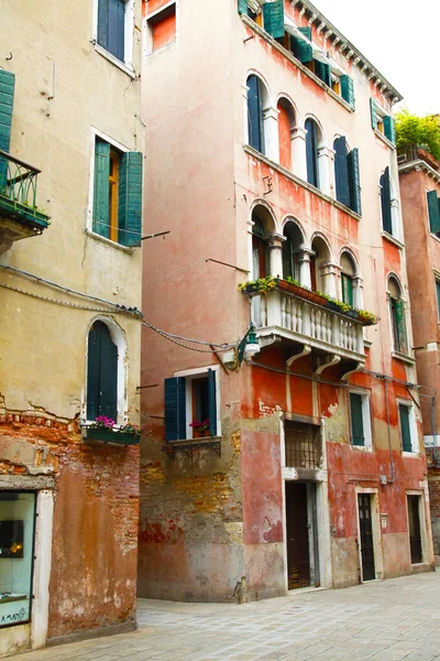 Typische Huizen Straat Van Venetië Italië — Stockfoto