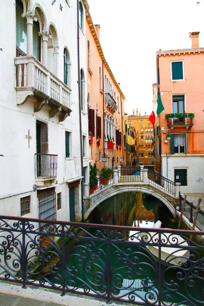 Kleurrijke Kanaal Venetië Italië — Stockfoto