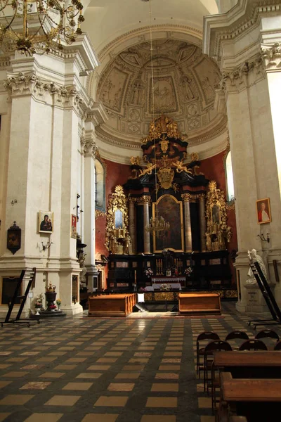 克拉科夫圣彼得教堂和保罗教堂的内部之一 — 图库照片