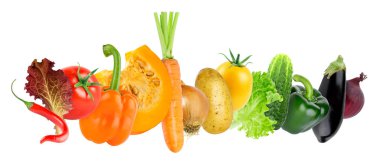 Beyaz arka plan üzerinde renkli taze sebze. Gıda kavramı