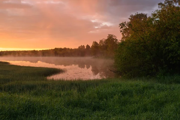 Gryningen på stranden — Stockfoto