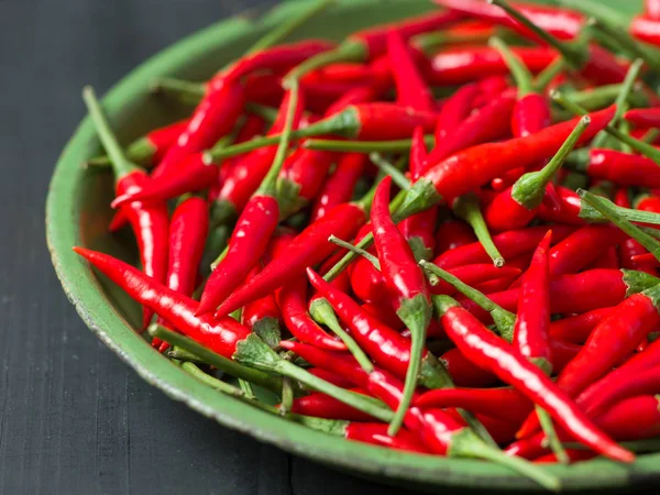 Close Rustic Red Bird Eye Chilies — Stock Photo, Image