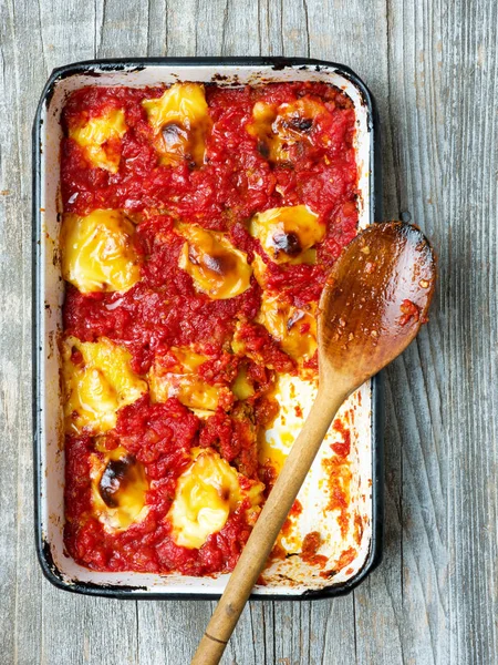 Nahaufnahme Von Rustikalen Italienischen Gebackenen Ravioli Pasta Auflauf — Stockfoto