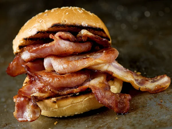 Rústico Inglês Bacon Butty Sanduíche — Fotografia de Stock