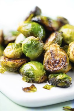gevrek kavrulmuş Brüksel lahanası yakın çekim
