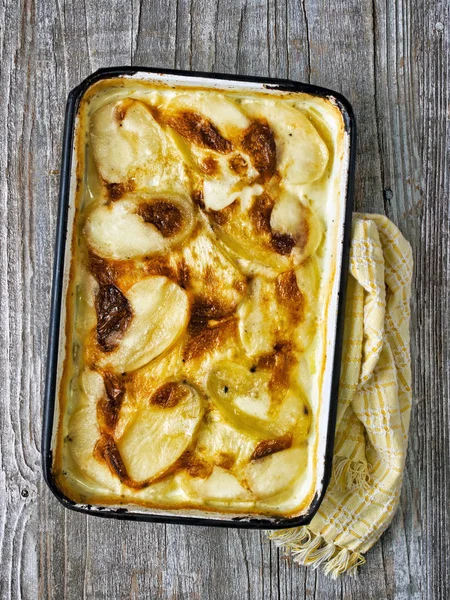 Nahaufnahme Von Rustikalem Goldenem Kartoffelgratin Dauphinois — Stockfoto